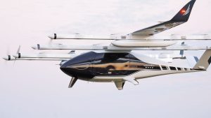 12-годишно момиче от Хенан поставя два рекорда на Гинес по италианската телевизия