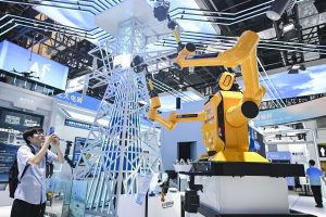 Хе Джиаолонг умира след инцидент