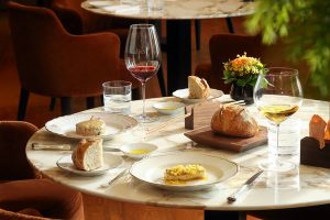 CATL отваря център за научноизследователска и развойна дейност в Хонконг като част от инвестиция от 128 милиона долара · TechNode